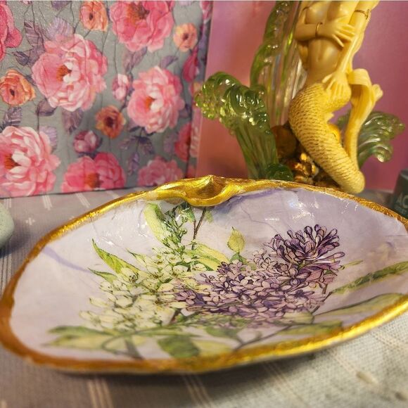 DECOUPAGE CLAM SHELL DECOUPAGE TRINKET DISH WITH FLOWERS - Picture 4 of 9